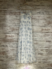 WHITE/BLUE FLORAL LONG DRESS