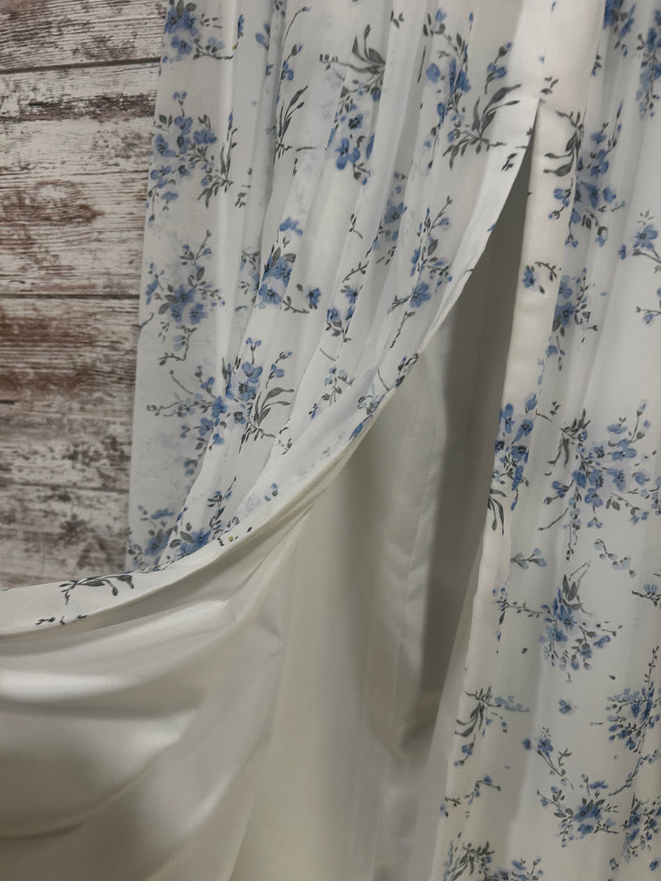 WHITE/BLUE FLORAL LONG DRESS