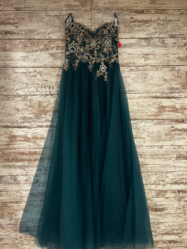 GREEN/GOLD A LINE GOWN