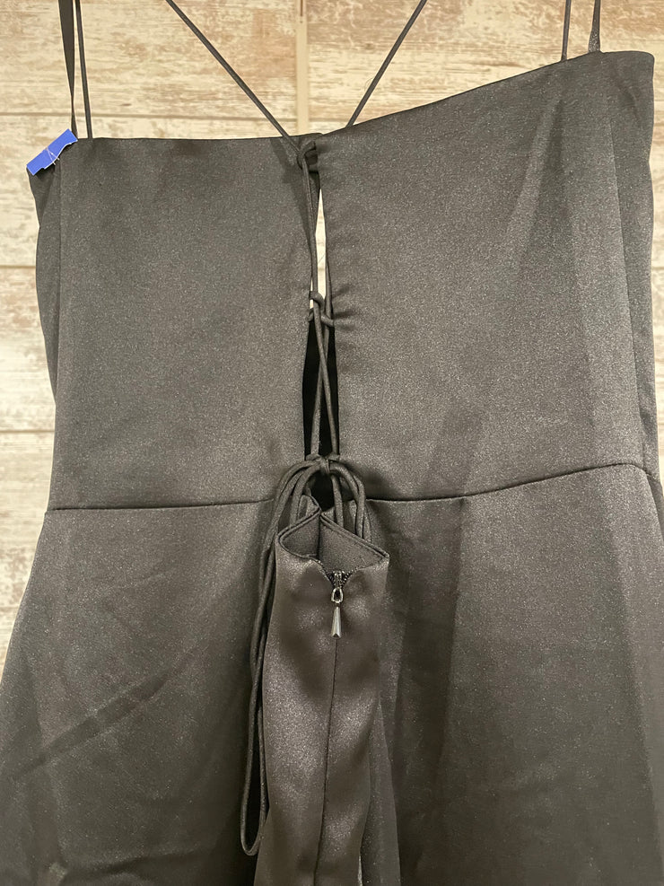 BLACK LONG EVENING GOWN