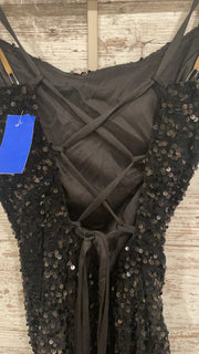 BLACK SPARKLY SHORT DRES (NEW)