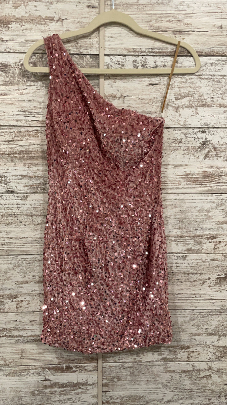 PINK SEQUIN SHORT DRESS (NEW)