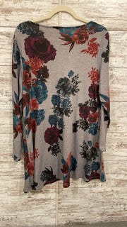 GRAY/FLORAL TUNIC (NEW) $109