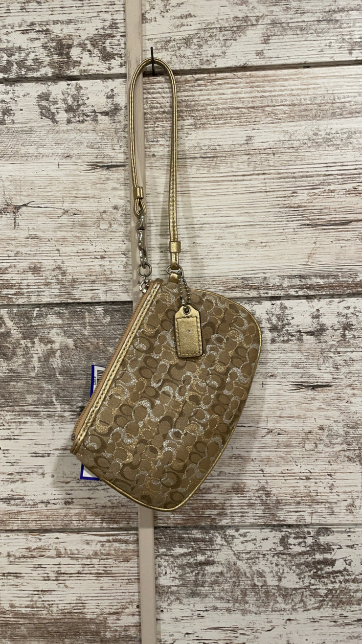 GOLD WRISTLET $75