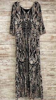 BLACK/WHITE LONG EVENING GOWN