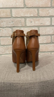 BROWN LEATHER BOOTS (NEW)$198