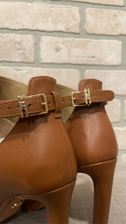 BROWN LEATHER BOOTS (NEW)$198