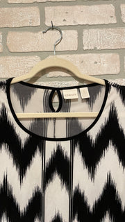 BLACK/WHITE TOP $79