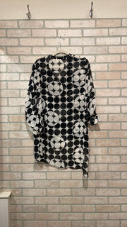 BLACK/WHITE SHEER BLOUSE $89