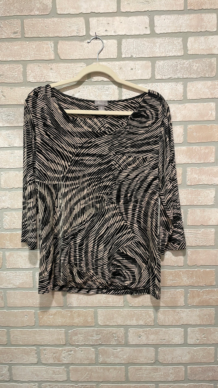 BLACK/TAN LONG SLEEVE TOP $89