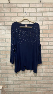 NAVY/PEARL LONG SLEEVE TOP$89