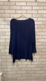 NAVY/PEARL LONG SLEEVE TOP$89