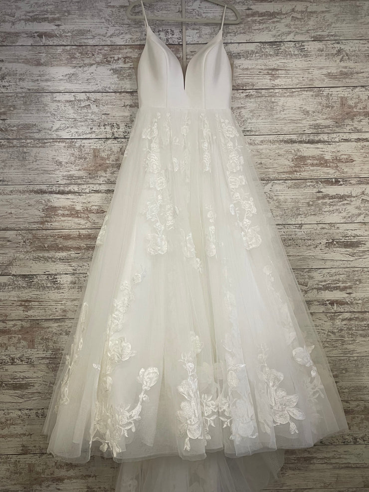 WHITE WEDDING GOWN (NEW) $1600