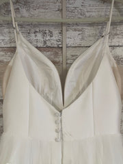 WHITE WEDDING GOWN (NEW) $1600