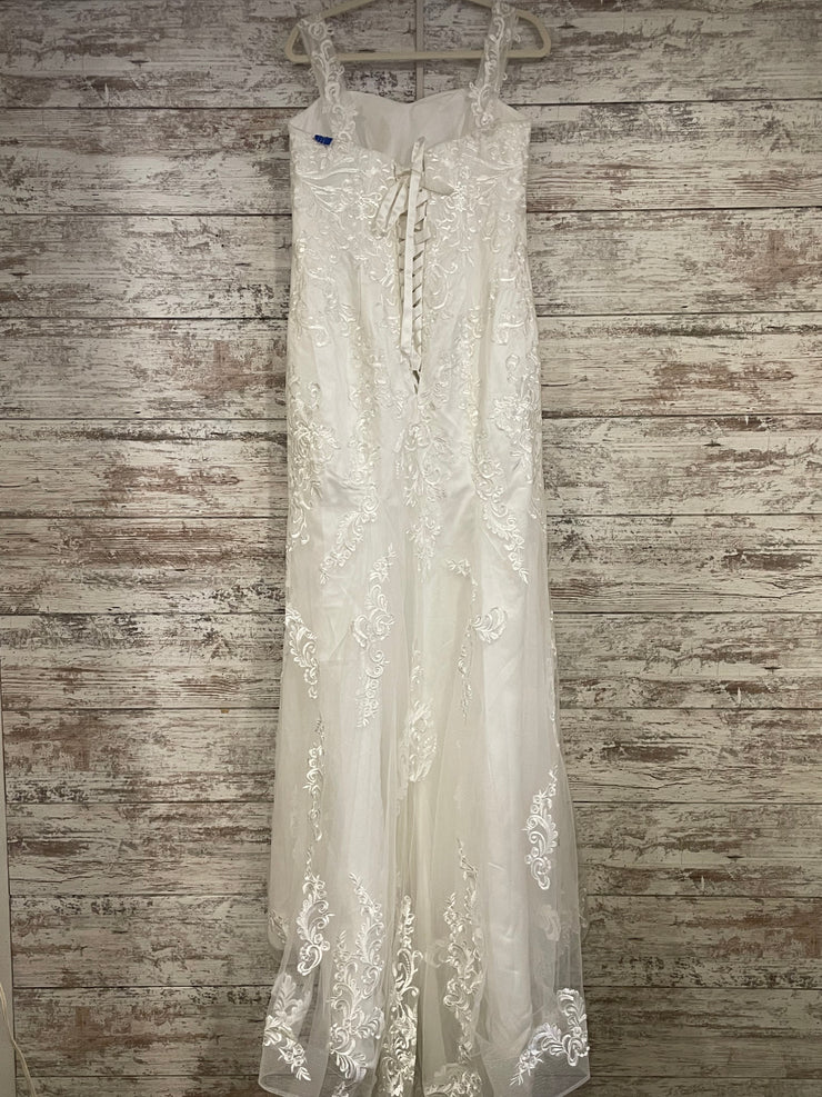 WHITE WEDDING GOWN (NEW)