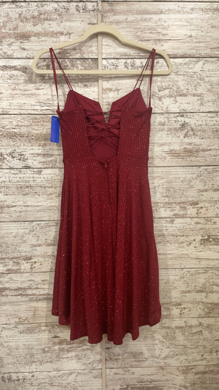 BURGUNDY SPARKLY SHORT DRESS