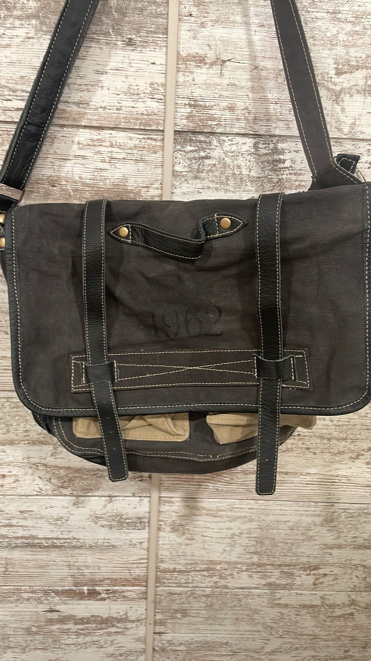 BROWN/TAN MESSENGER BAG $120