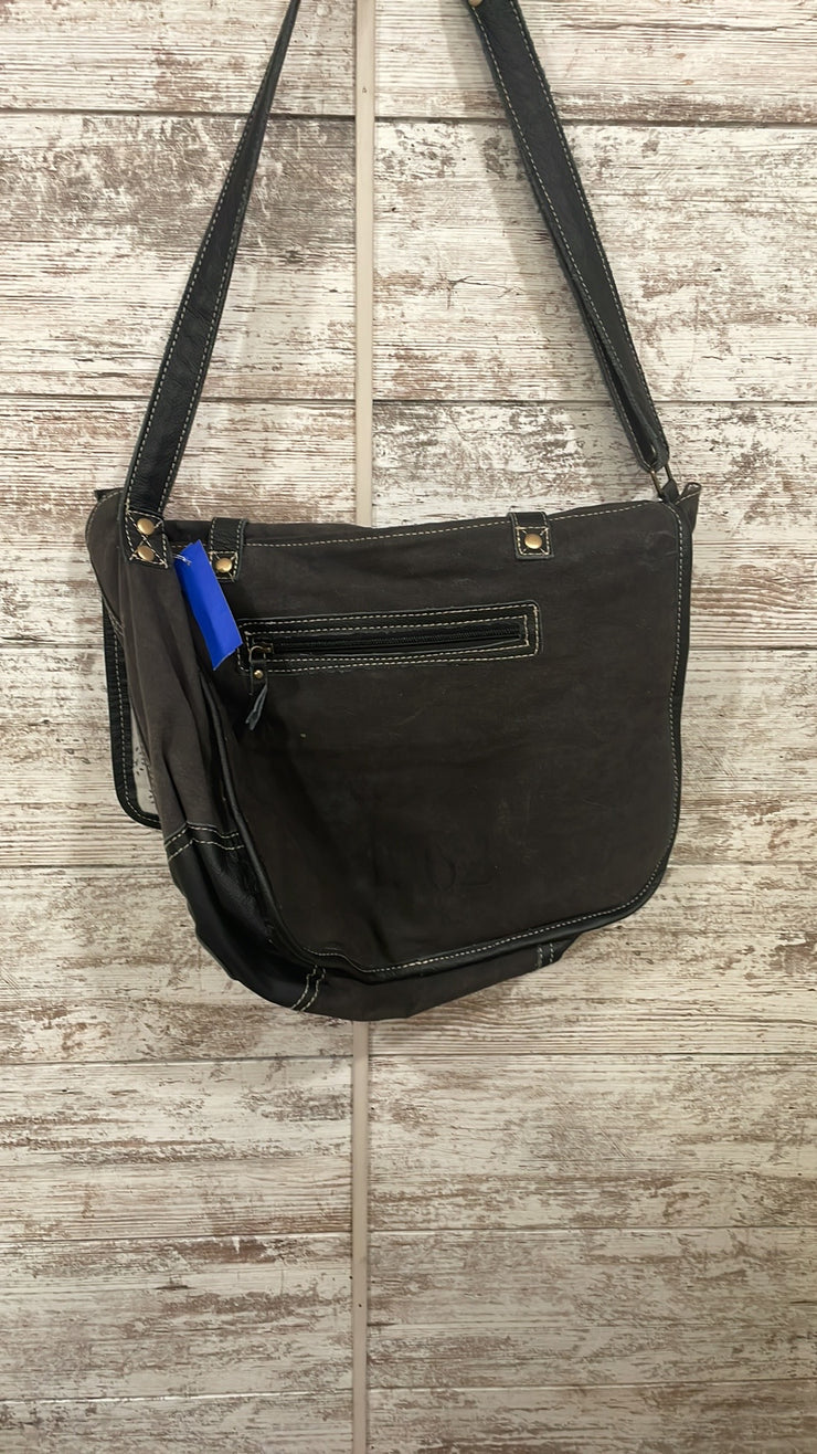 BROWN/TAN MESSENGER BAG $120