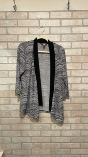 BLACK/WHITE OPEN CARDIGAN $99