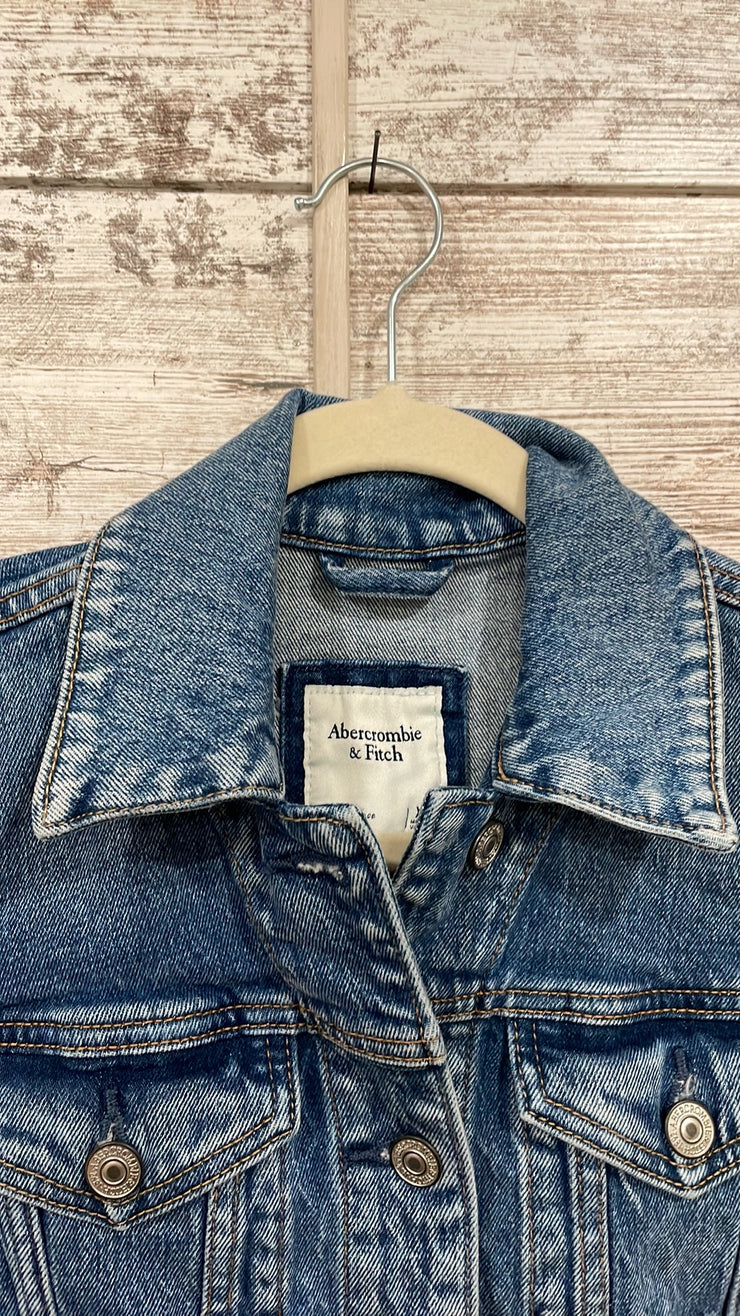 BLUE DENIM JACKET $100