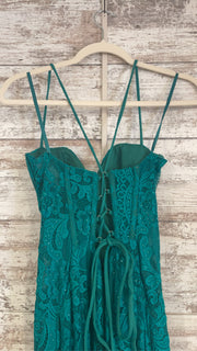 GREEN LACE LONG EVENING GOWN