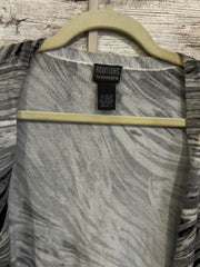 GRAY/WHITE OPEN CARDIGAN $99