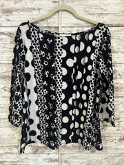 BLACK/WHITE TOP $89