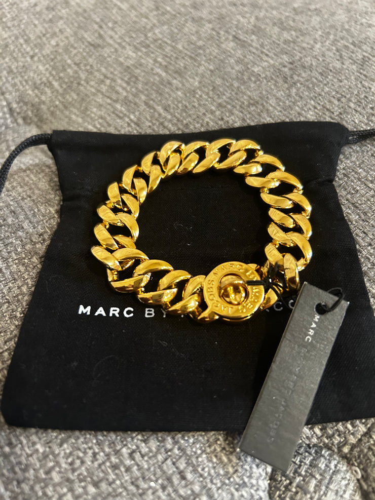 GOLD LINK BRACELET (NEW) $88