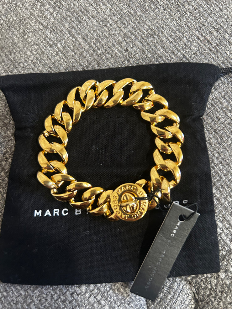 GOLD LINK BRACELET (NEW) $88