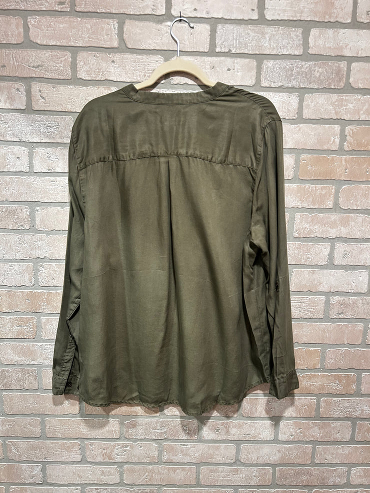 GREEN BUTTON UP SHIRT $89