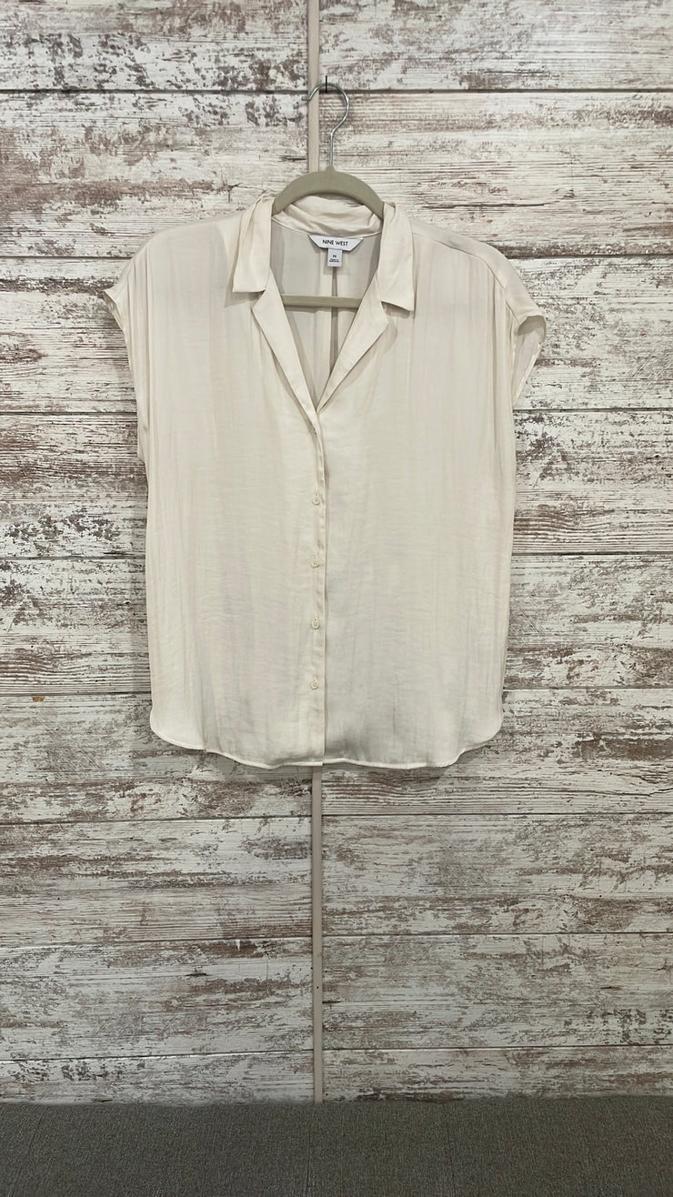 IVORY SLEEVELESS SHIRT