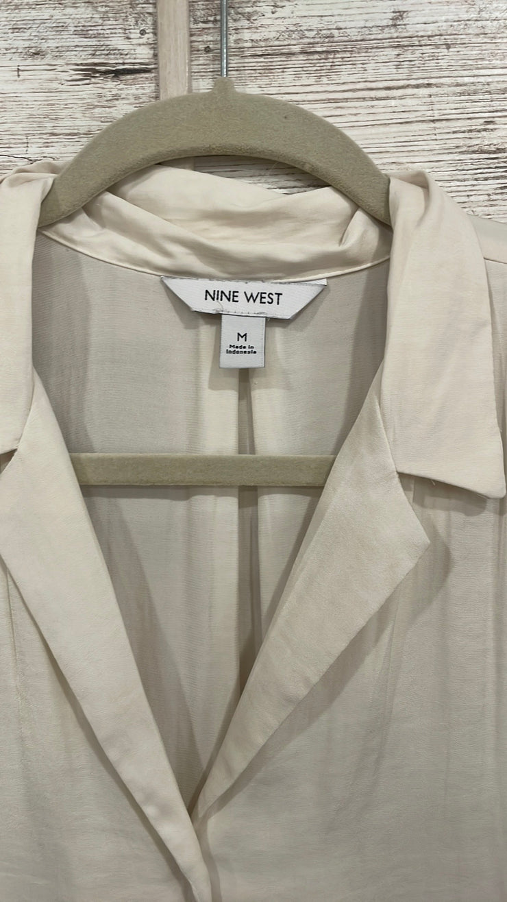 IVORY SLEEVELESS SHIRT