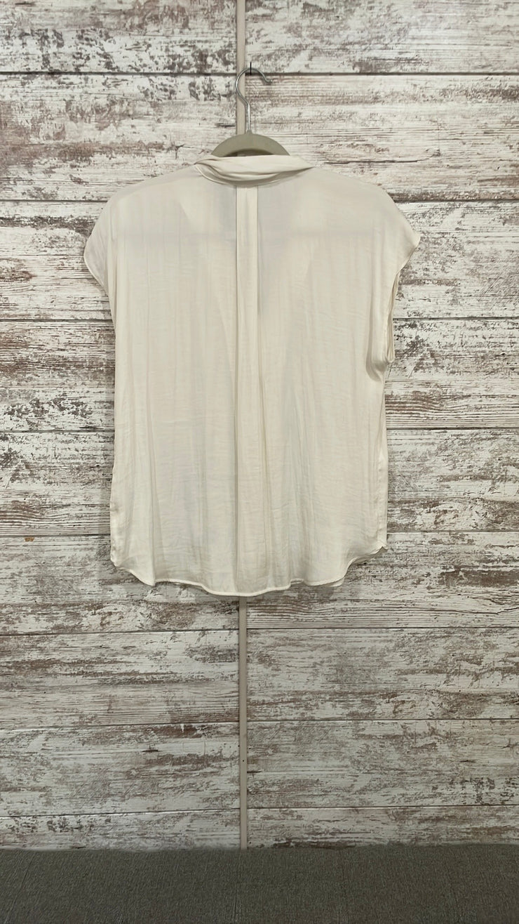 IVORY SLEEVELESS SHIRT
