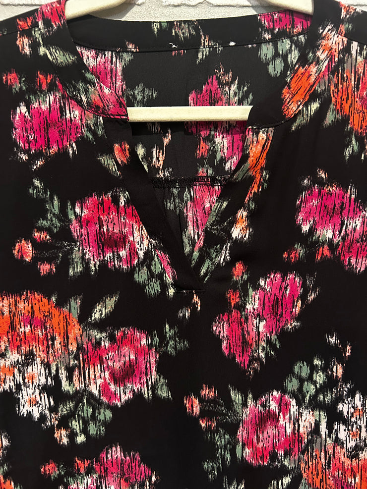 BLACK/PINK LONG SLEEVE TOP $40