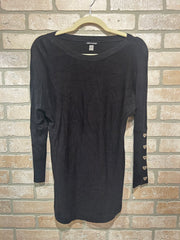 BLACK LONG SLEEVE TOP $50