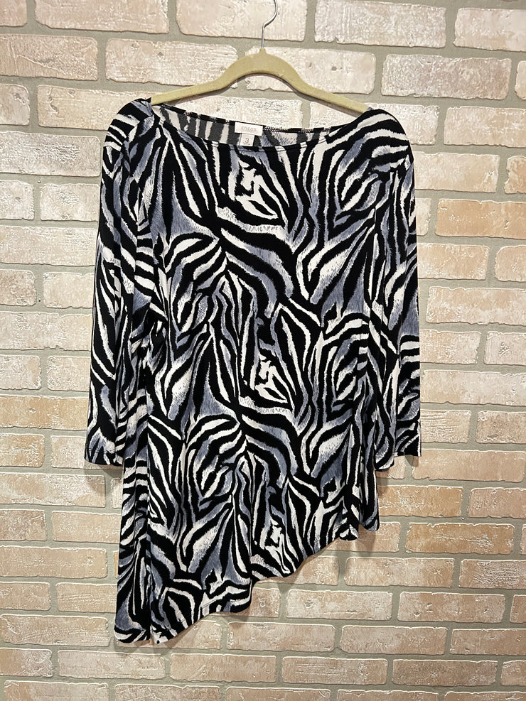 BLACK/BLUE ZEBRA TUNIC $89