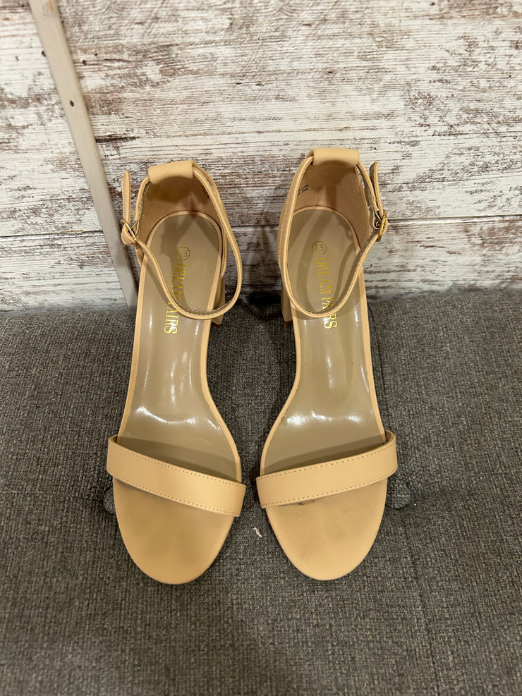 TAN HEELS