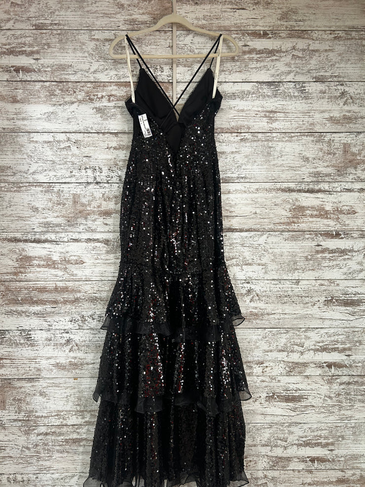BLACK SEQUIN TIERED MERMAID