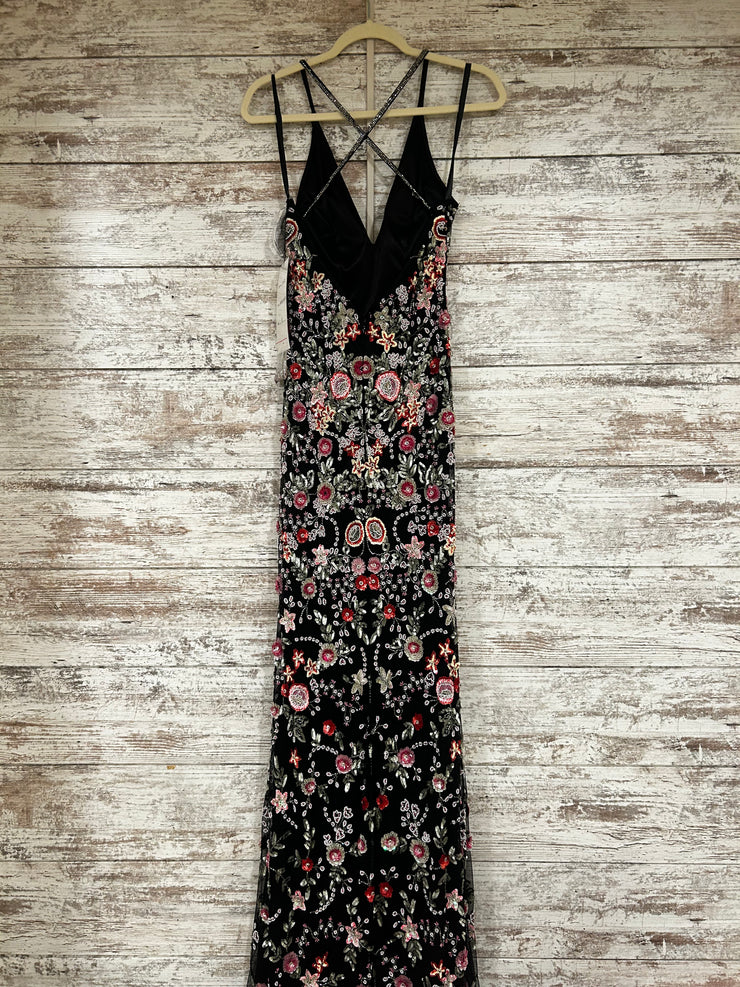 BLACK/COLORFUL DRESS (NEW)