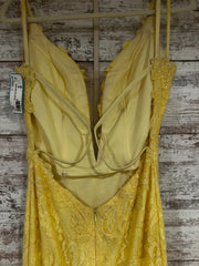 YELLOW LACE LONG DRESS