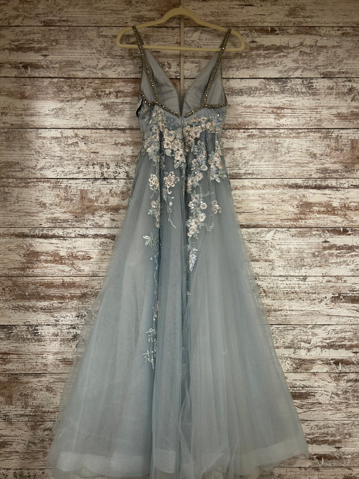 BLUE/WHITE FLORAL A LINE GOWN
