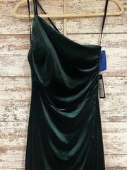 GREEN VELVET LONG DRESS (NEW)
