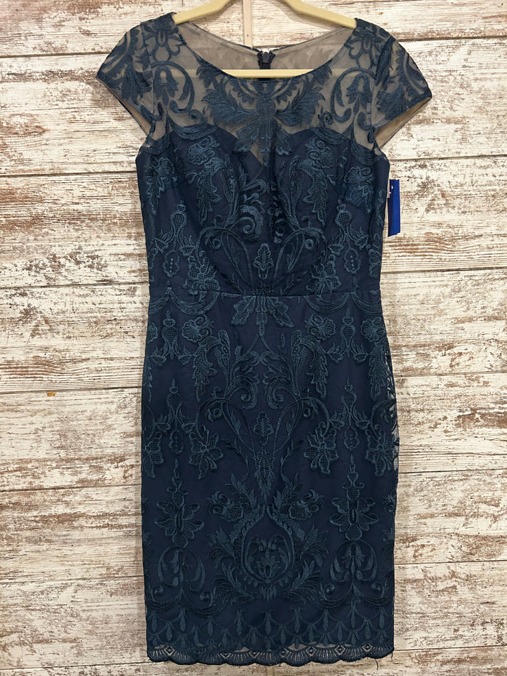 BLUE/FLORAL SHORT DRESS (NEW)