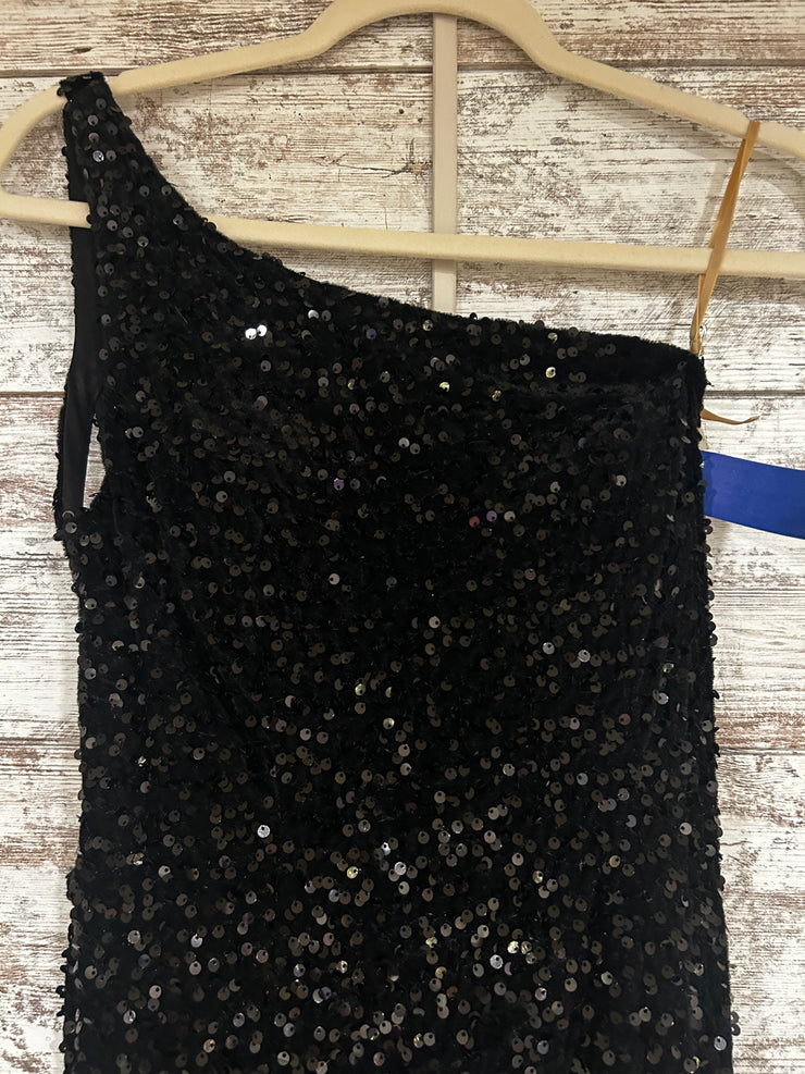 BLACK SEQUIN LONG DRESS (NEW)