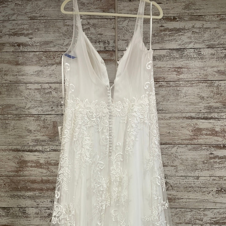 WHITE WEDDING GOWN (NEW)