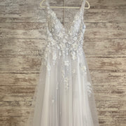 GRAY/WHITE PRINCESS GOWN