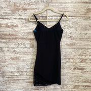 BLACK SHORT DRESS (NEW)