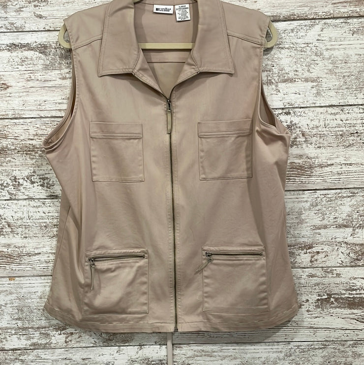 TAN VEST