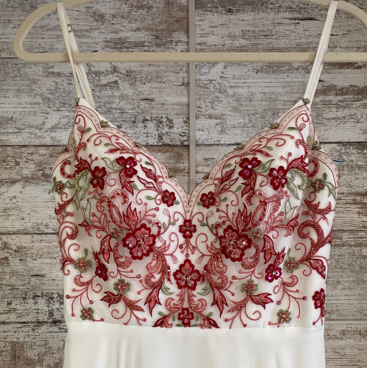 WHITE/RED FLORAL LONG EVENING