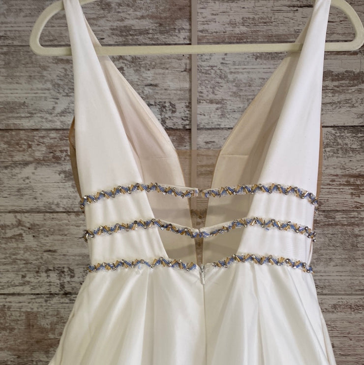 WHITE/FLORAL A LINE GOWN